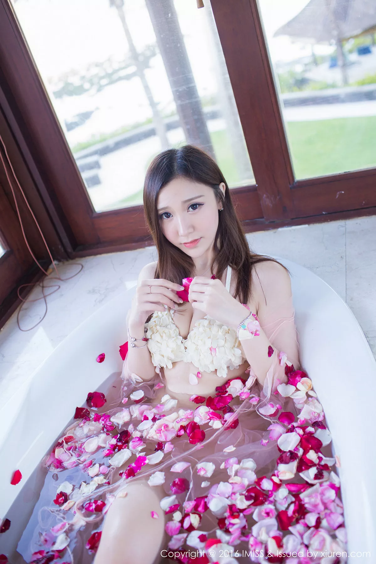 [Imiss爱蜜社]第102期淼淼萌萌哒写真-秀人资源网